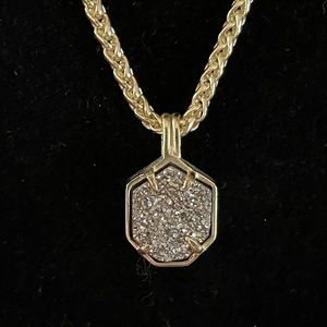 Kendra Scott Oliver Necklace